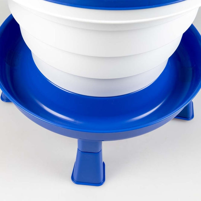 Duvoplus Hühner-Tränke mit Griff & Füßen - blau - 15L - 39x39x46cm