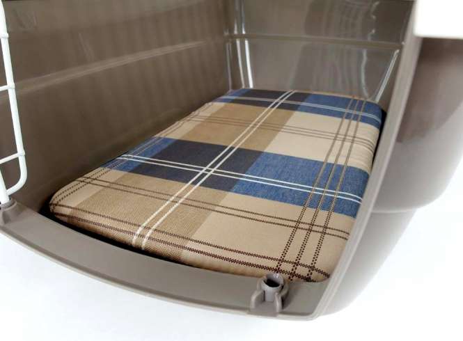 Transportbox Voyager Luxus mit Kissen + Napf - M
